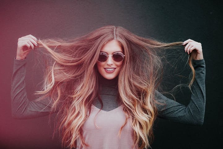 ミラブルはヘアカラーや毛染めが落ちる？染めた髪の色落ちは早い？白髪染めも大丈夫？ミラブルを使っても早く色落ちしないのはなぜか？